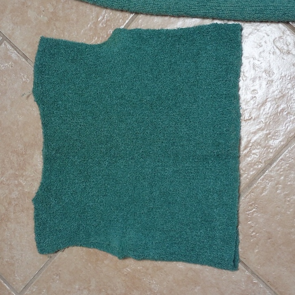 Vintage Hand Knit Deep Turquoise Skirt Set - Picture 14 of 15